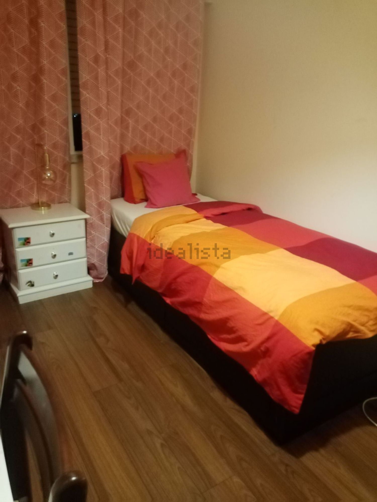 出租房间在Rua Alexandre Herculano, 19 Seg Esq - 卧室