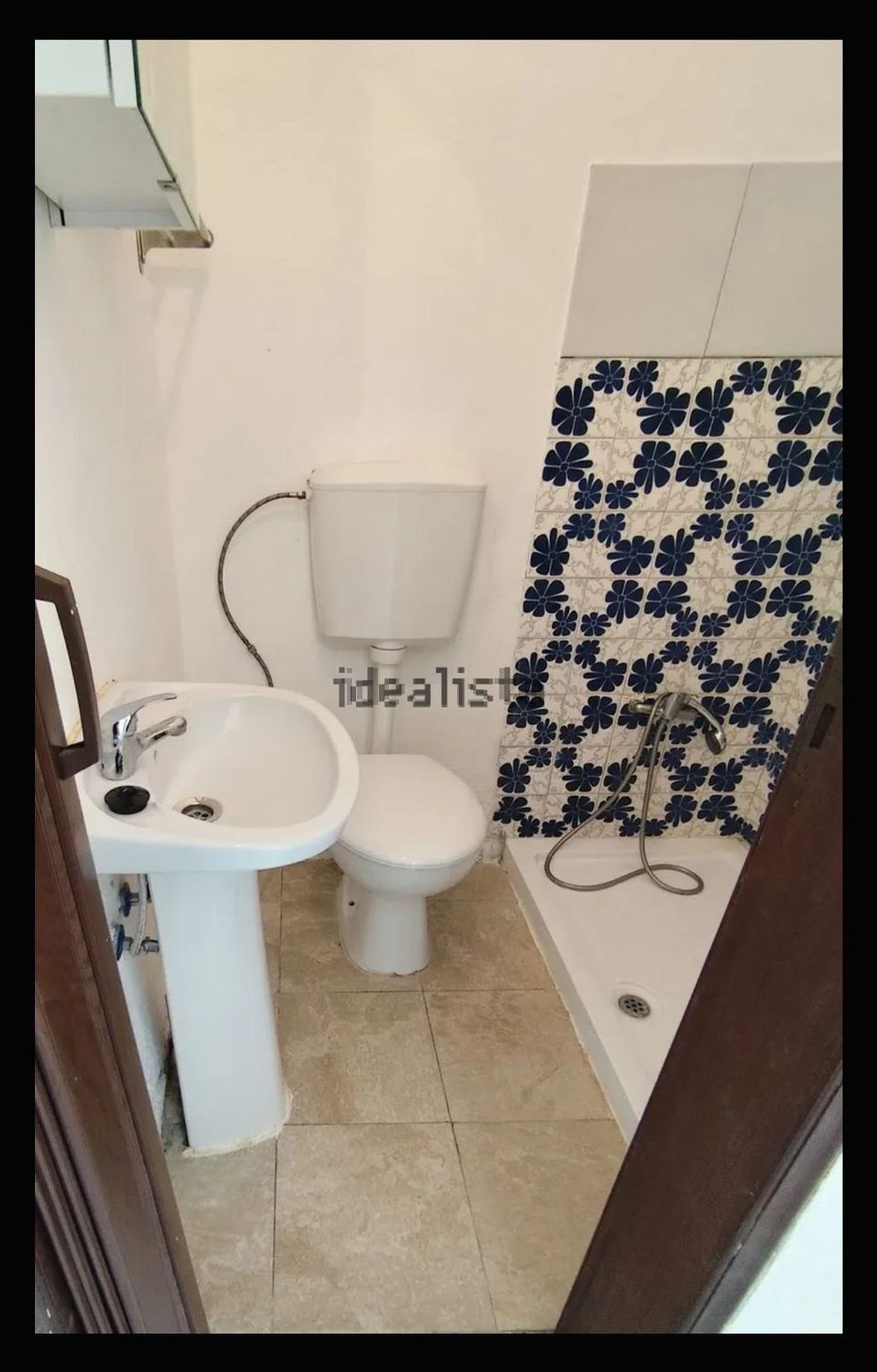 出租公寓 t1在Rua Luísa Tody, 451 - 卫生间