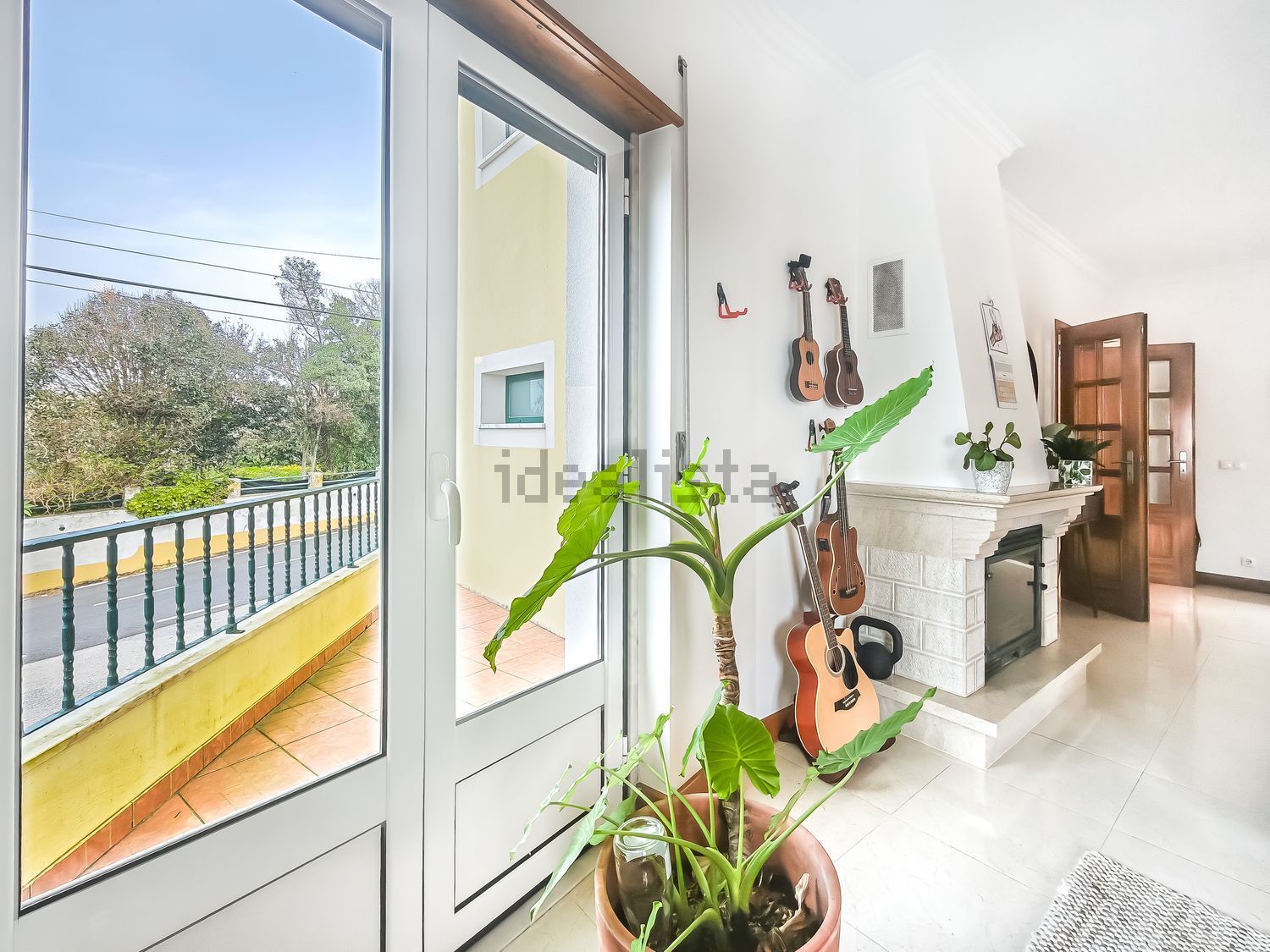 双拼别墅出售在Travessa do Poço Velho - 院子