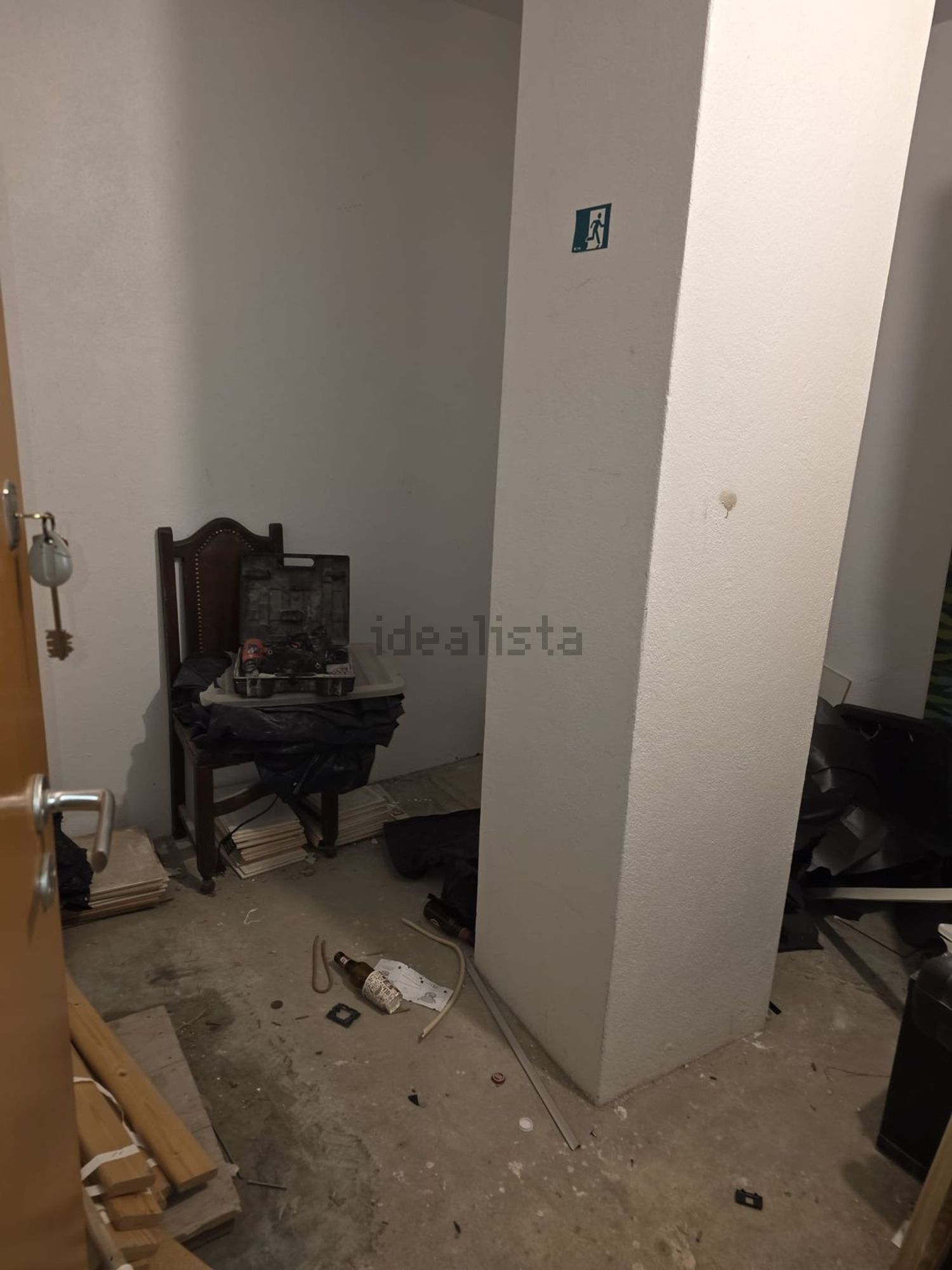 公寓 t3出售在Santo António dos Cavaleiros e Frielas - 储藏室