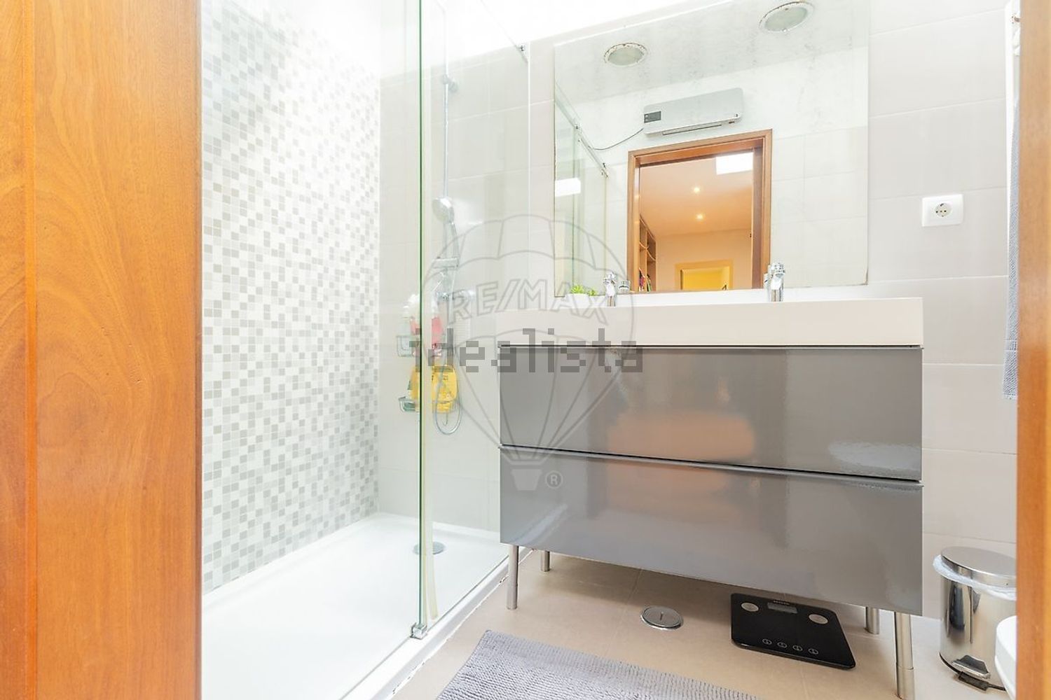 小楼房或独栋别墅出售在Rua António Rodrigues Pimenta - 卫生间