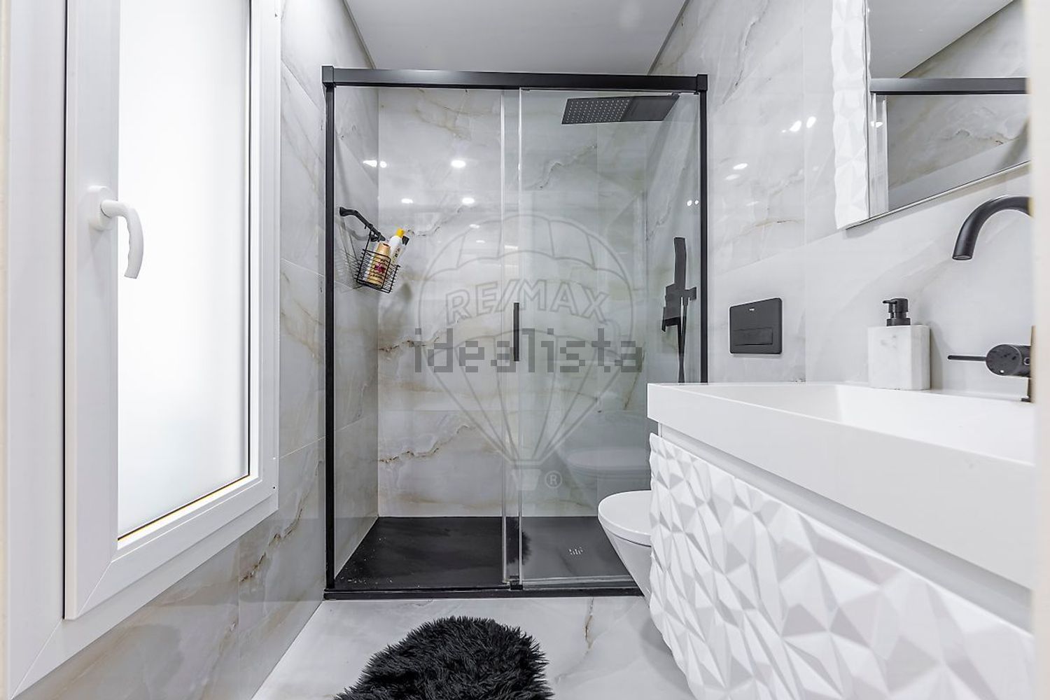 小楼房或独栋别墅出售在Rua da Ribeira - 卫生间