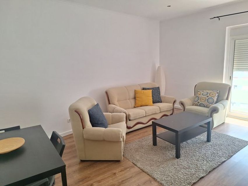 公寓 t2出售在Avenida do Cristo Rei, 6