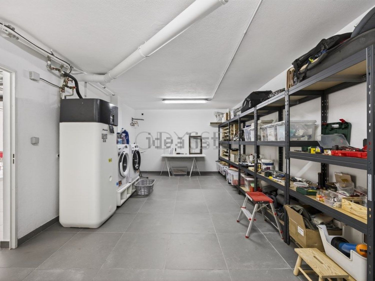 小楼房或独栋别墅出售在Rua da Colina - 照片