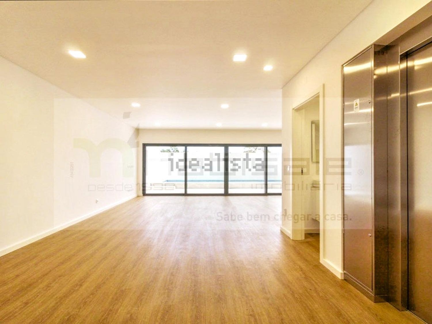 小楼房或独栋别墅出售在Rua Vieira da Silva - 居住