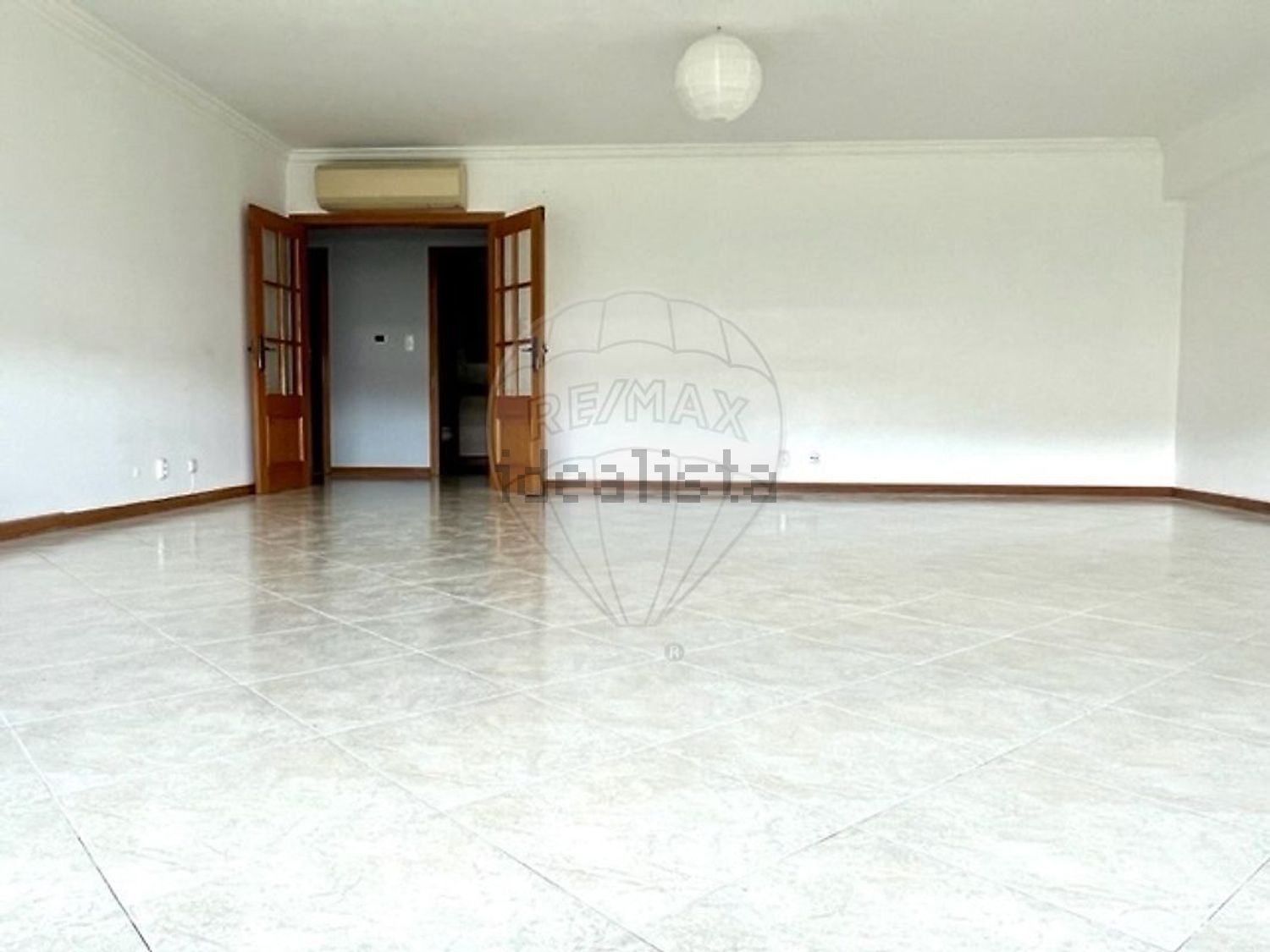 公寓 t3出售在Póvoa de Santo Adrião e Olival Basto - 居住