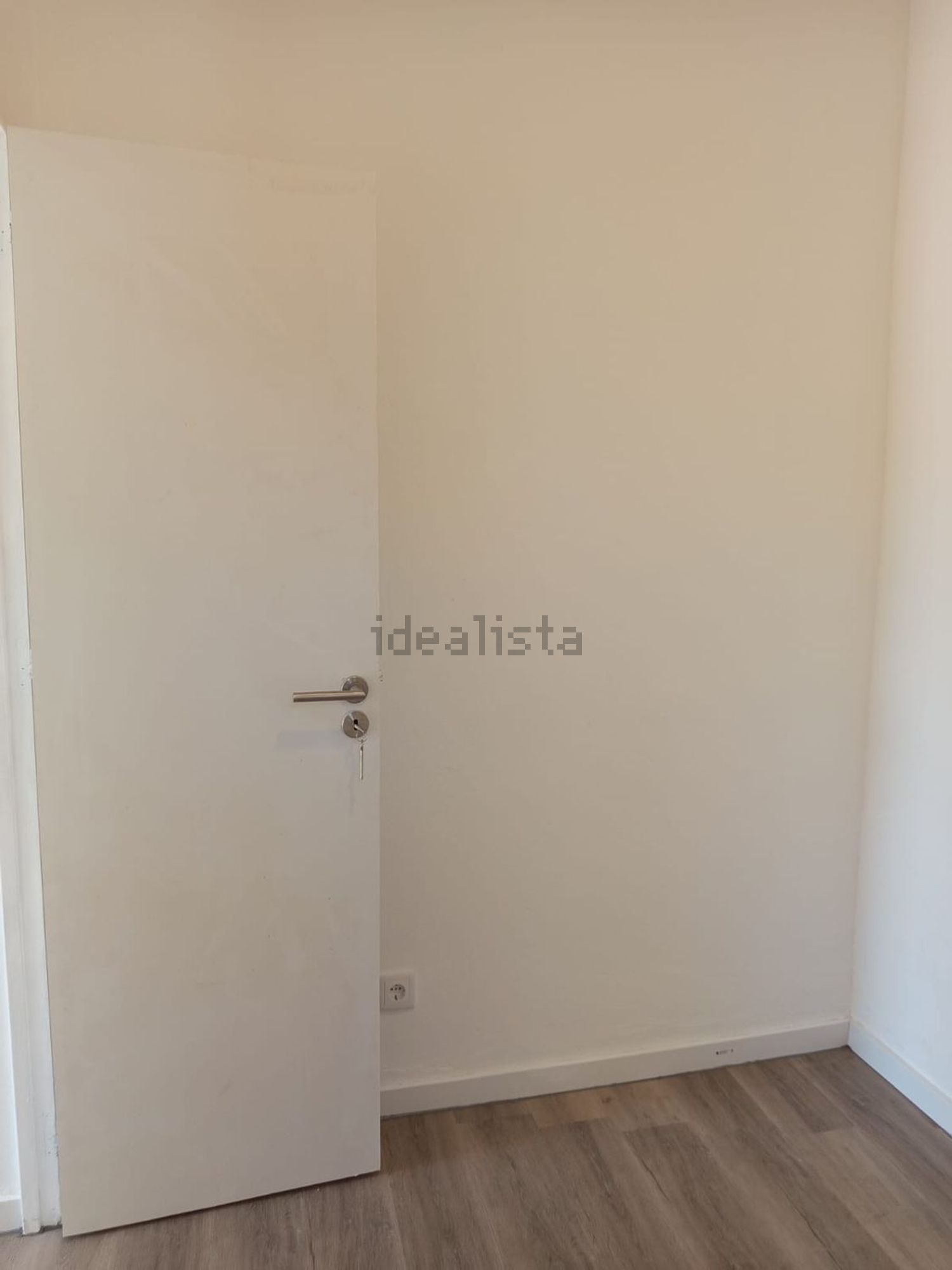 出租小楼房在Rua 1 de Maio, 22 a - 居住