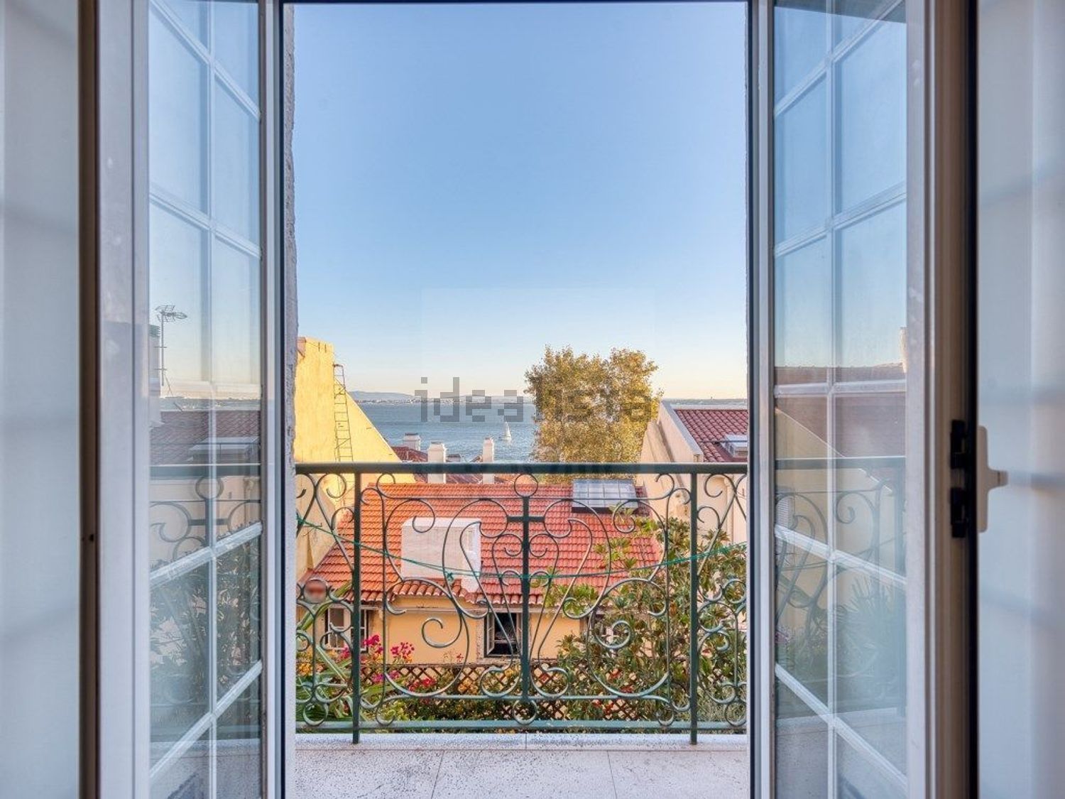 公寓 t3出售在Rua do Barão, 15 - 照片