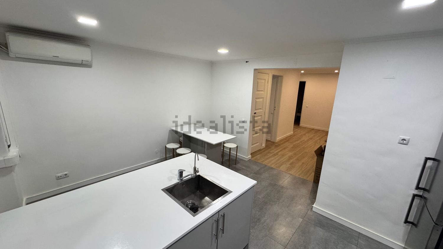 出租房间在Praça da Portela, 17 - 厨房