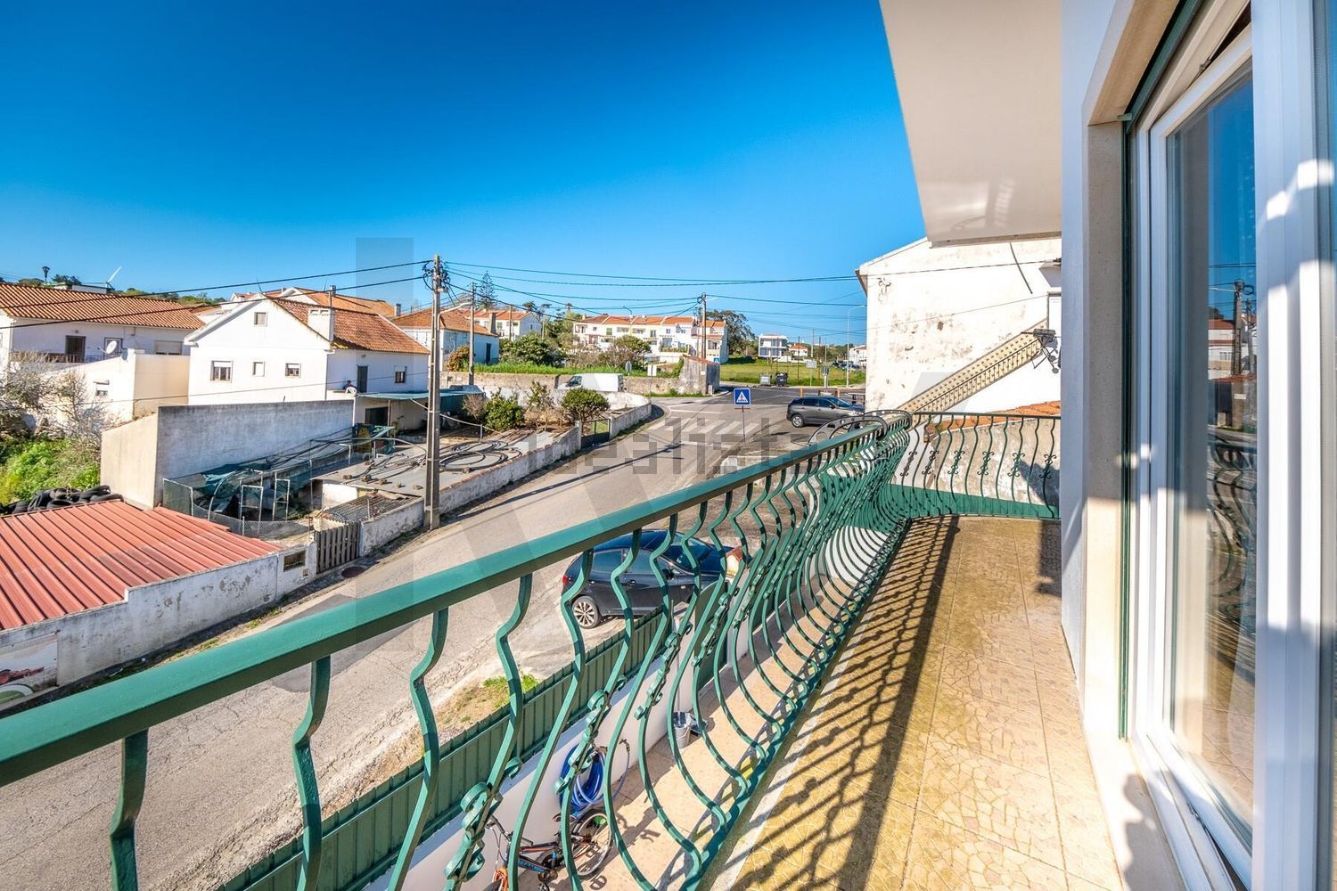 小楼房或别墅出售在Rua da Ribeira - 游泳池