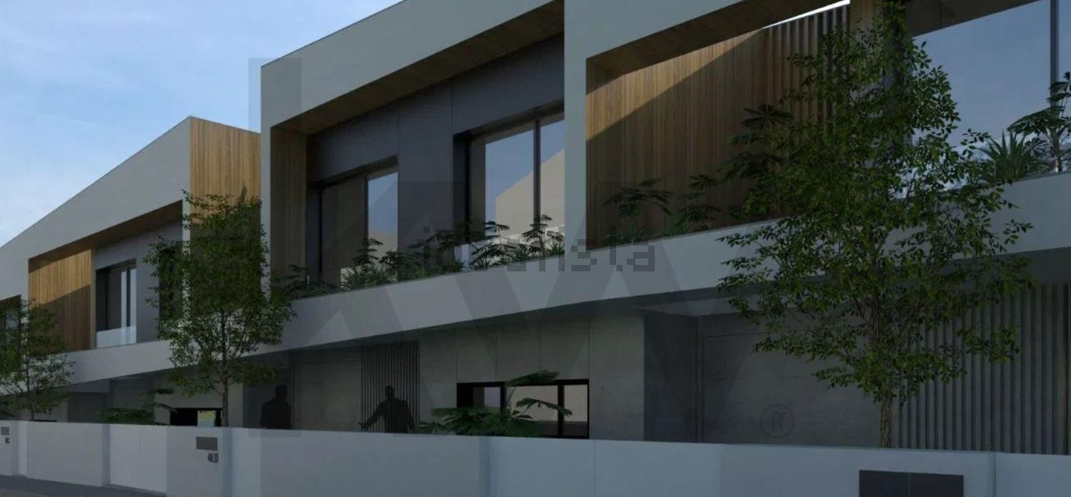 双拼别墅出售在Rua Marechal Craveiro Lopes s/n - 外立面