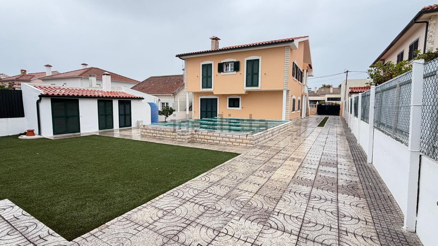 小楼房或独栋别墅出售在Quinta de Asseca - Padre Nabeto - 外立面