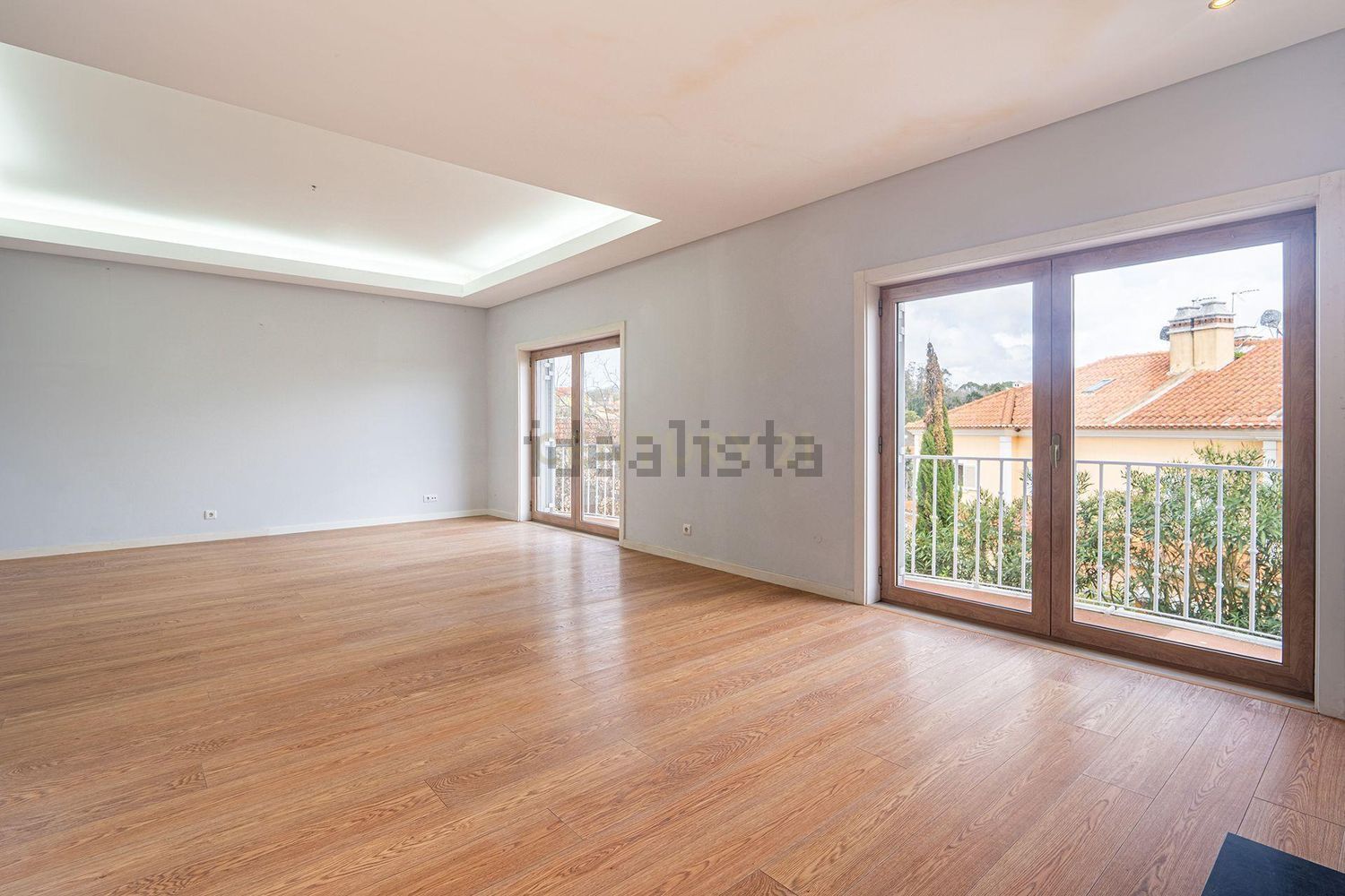 小楼房或独栋别墅出售在Rua Engenheiro José Caetano Salema Garção, 29 - 居住