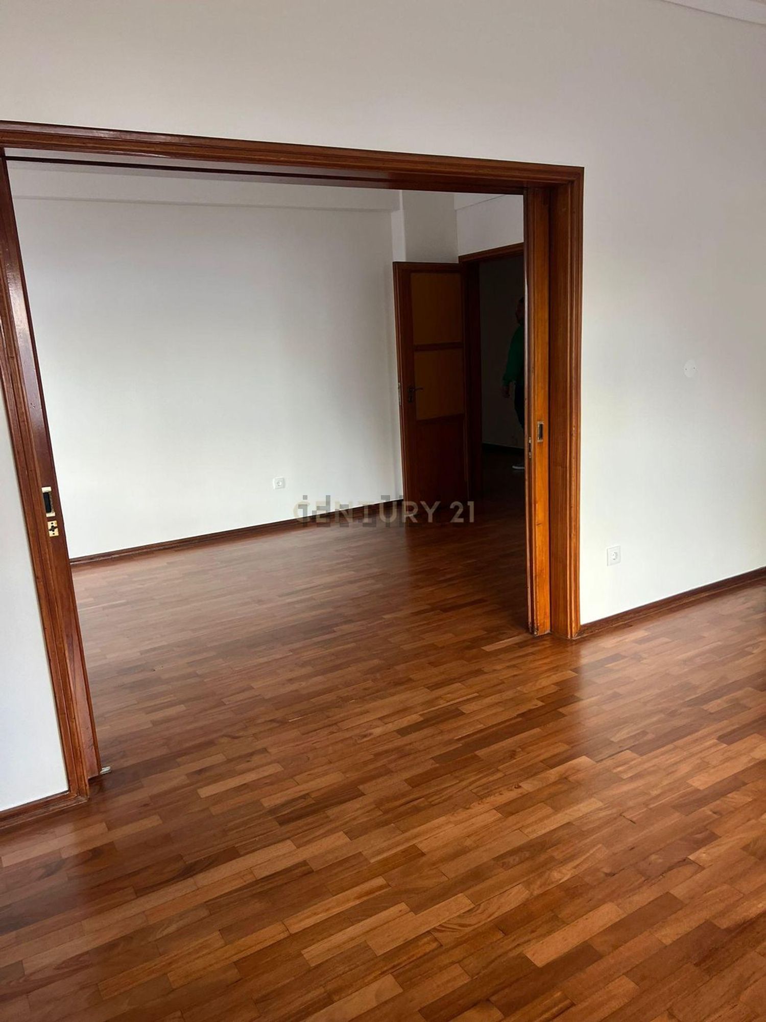 出租公寓 t4在Rua Rainha Dona Luísa de Gusmão, 4 - 居住