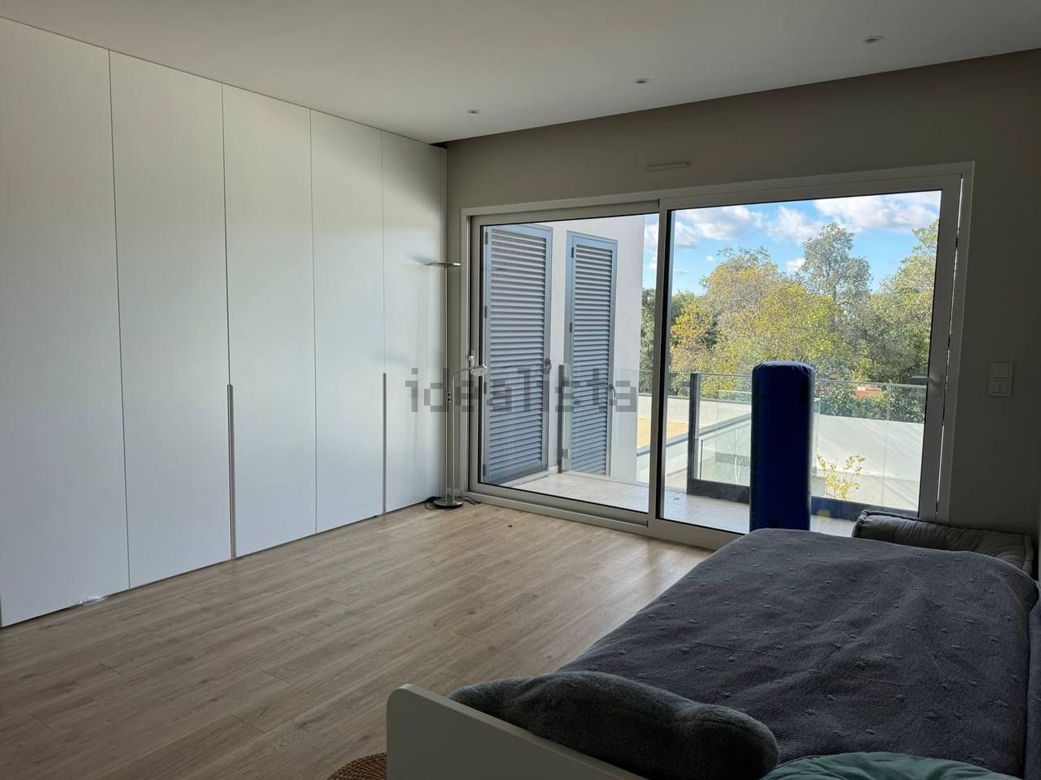 小楼房或独栋别墅出售在Igreja Nova e Cheleiros - 卧室