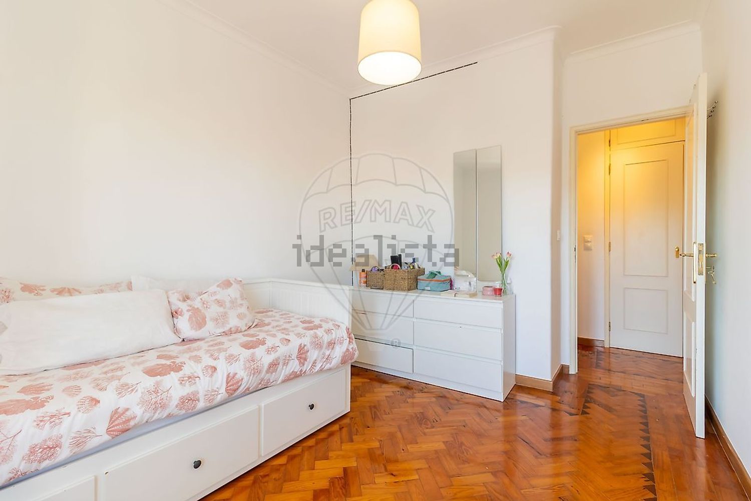 公寓 t2出售在Rua Vasco Santana, 28 - 卧室