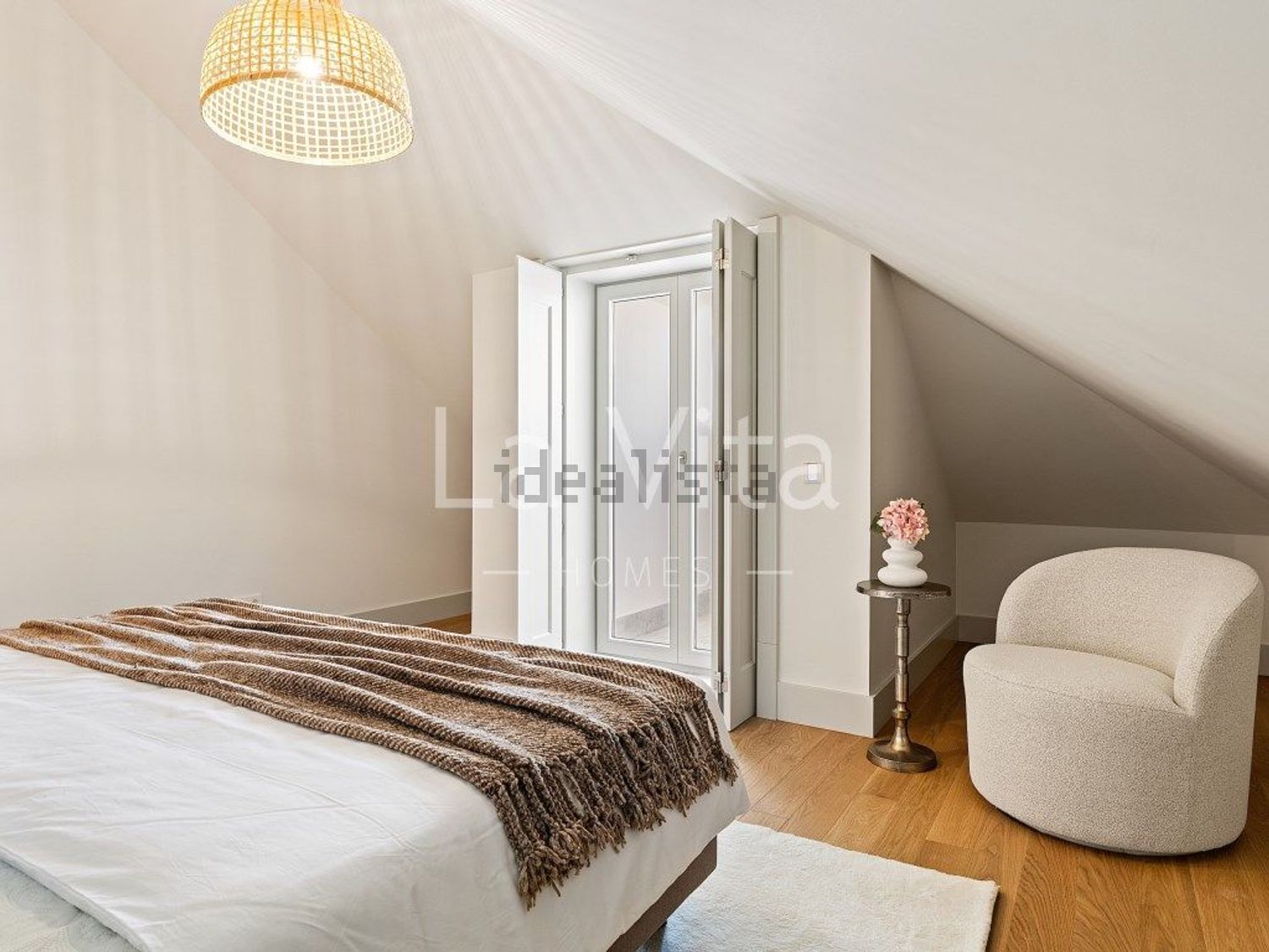 双拼别墅出售在Avenida Marginal - 卧室