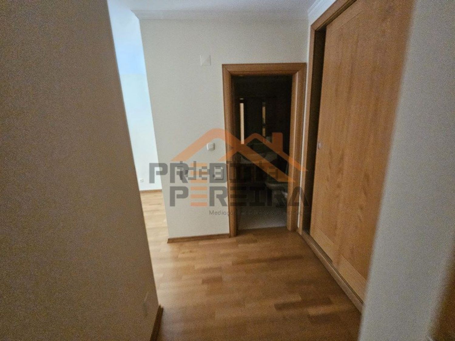 出租公寓 t3在Rua Diogo Guilherme da Silva Alves Furtado, 8 - 过道