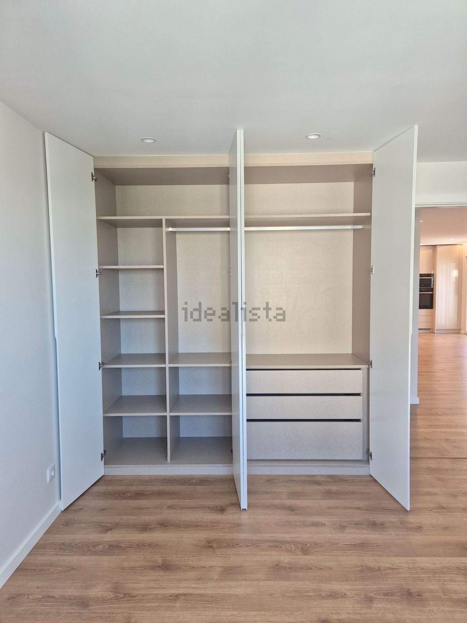 出租公寓 t3在Sacavém e Prior Velho - 试衣间