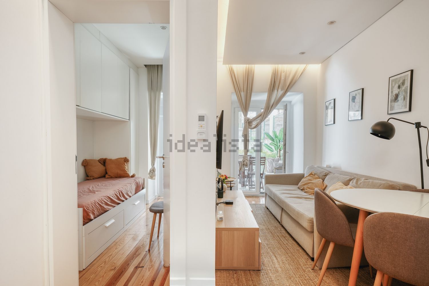 出租公寓 t2在Rua Barão de Sabrosa, 176 - 客厅