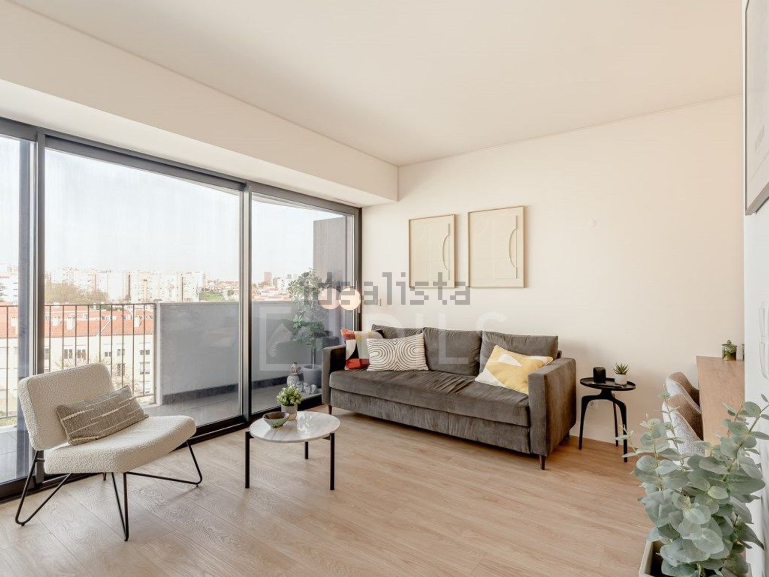 公寓 t1出售在Avenida de Berlim - 客厅