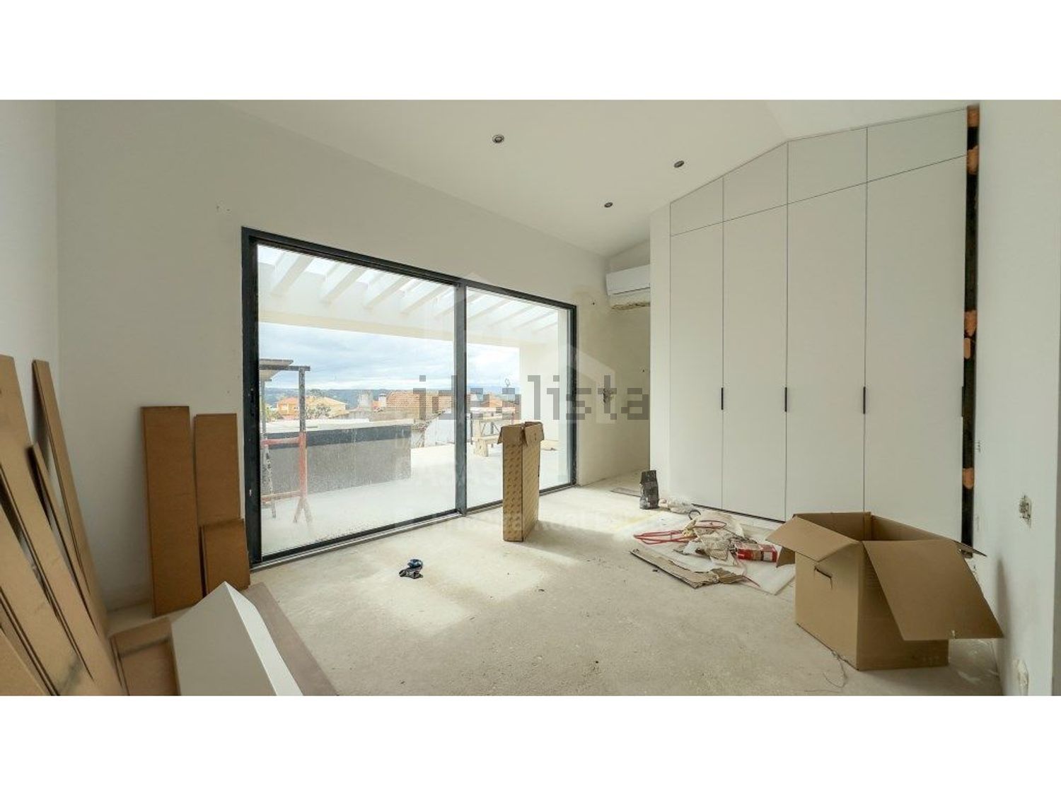 小楼房或独栋别墅出售在Santo Isidoro - 卧室