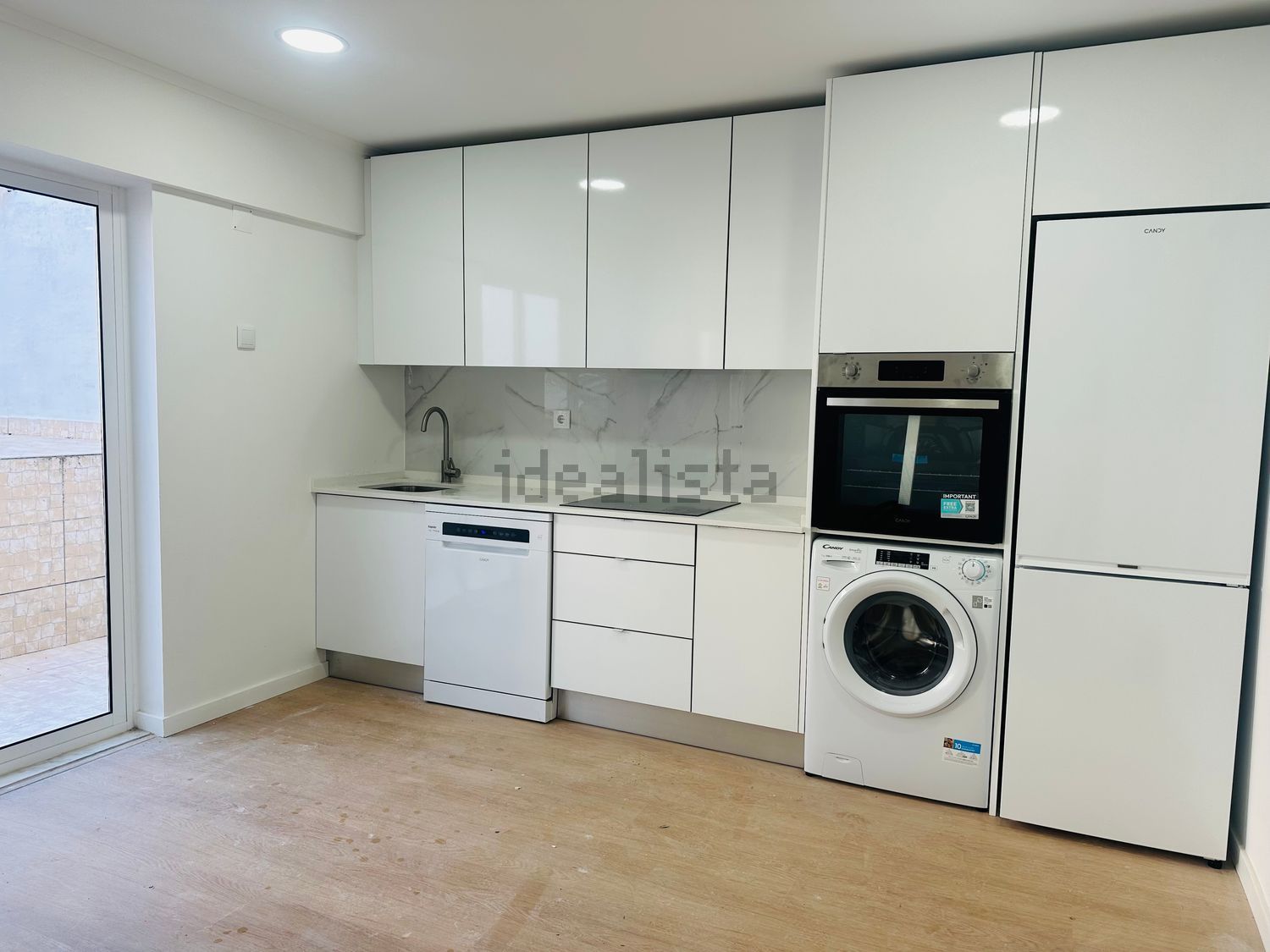 公寓 t3出售在Avenida Comandante Luís António da Silva - 厨房