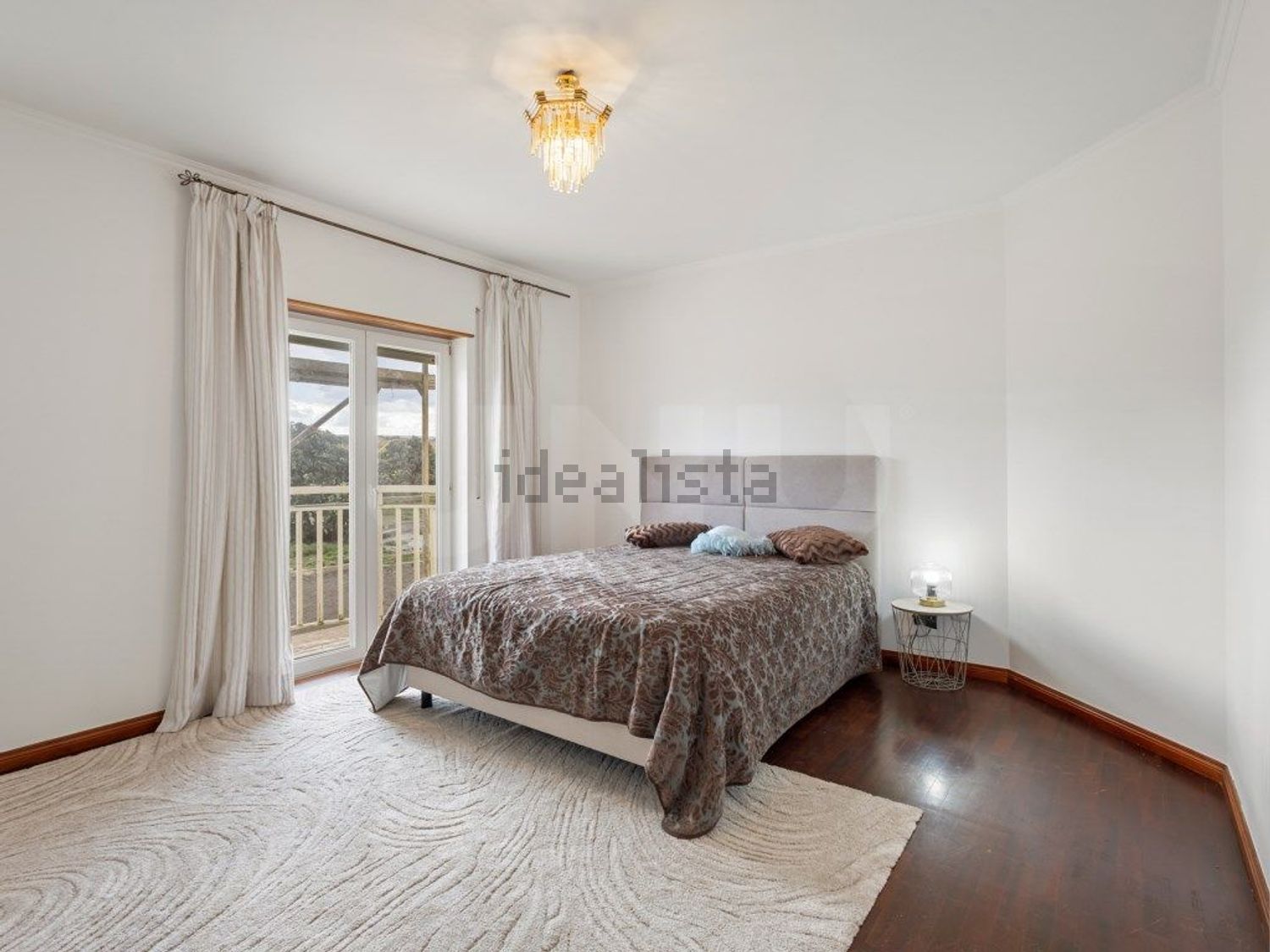 小楼房或独栋别墅出售在Rua José Joaquim de Miranda - 卧室