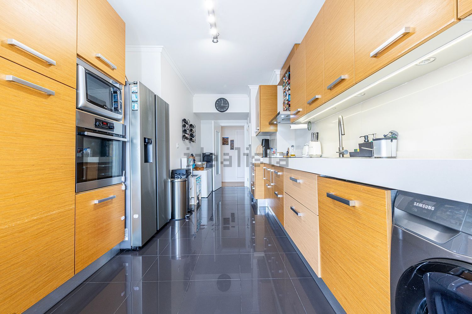 公寓 t4出售在Rua Embaixador Martins Janeira - 厨房