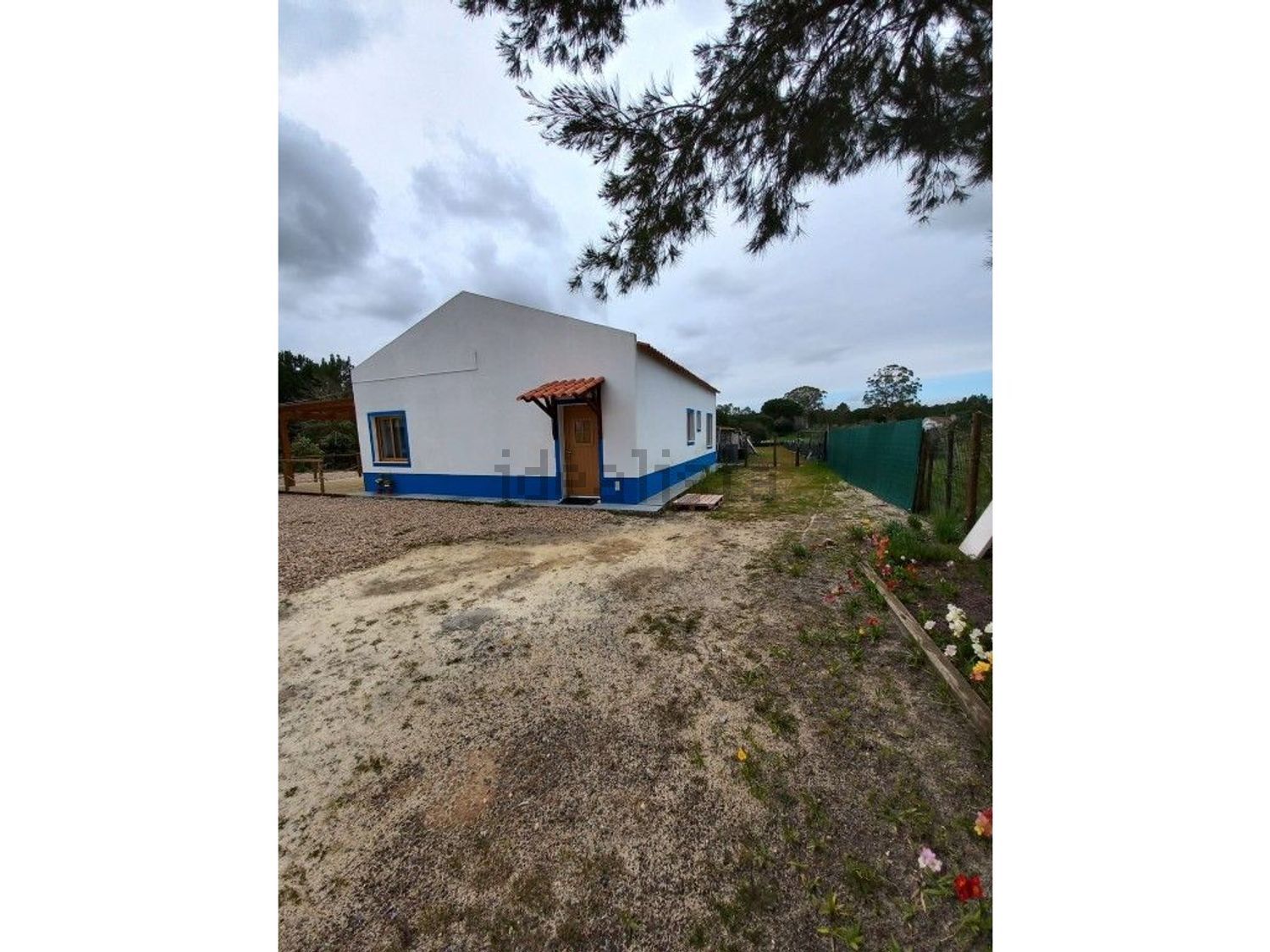 出租小楼房或独栋别墅在Grândola e Santa Margarida da Serra - 外立面