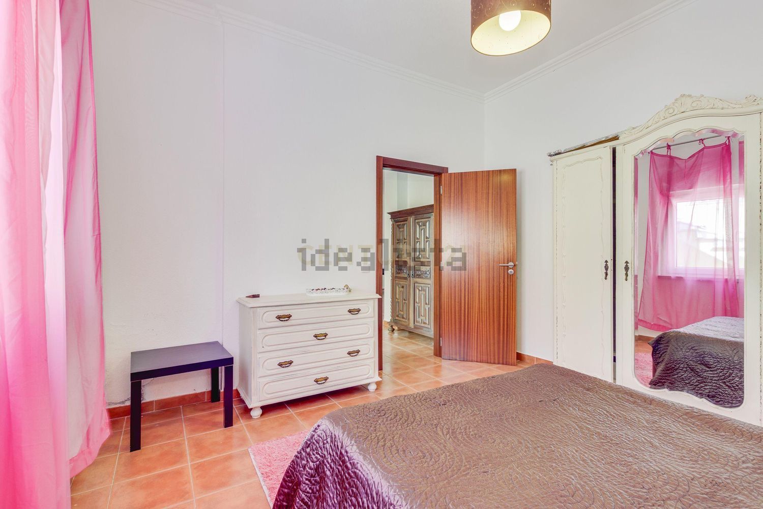 小楼房或独栋别墅出售在Rua São Valentim, 236 b - 卧室