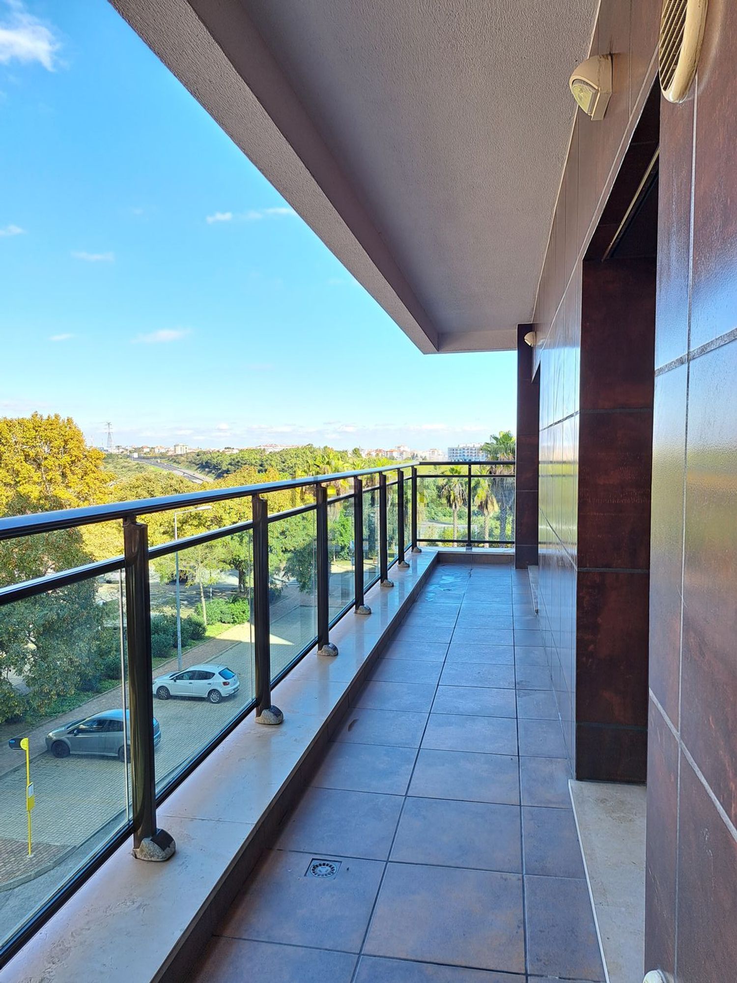 出租公寓 t2在Rua Marechal António de Spínola, 5 - 露台