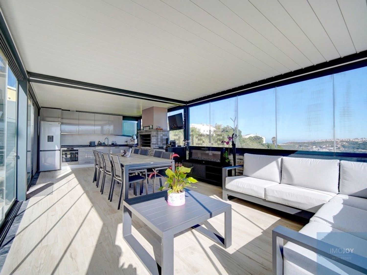 小楼房或独栋别墅出售在Rua da Serra, 4 - 阳台