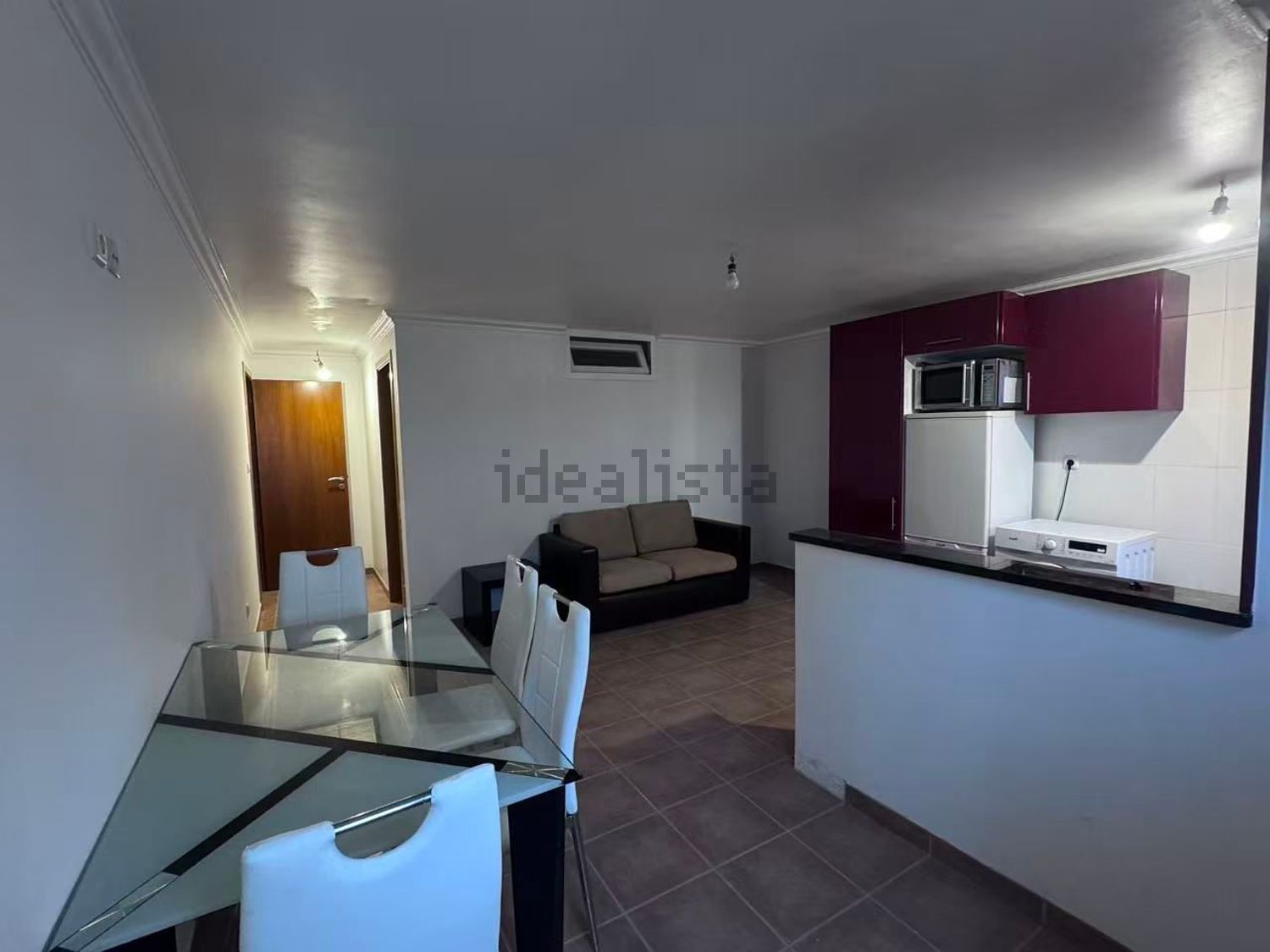 出租公寓 t2在Rua Soares dos Reis - 客厅