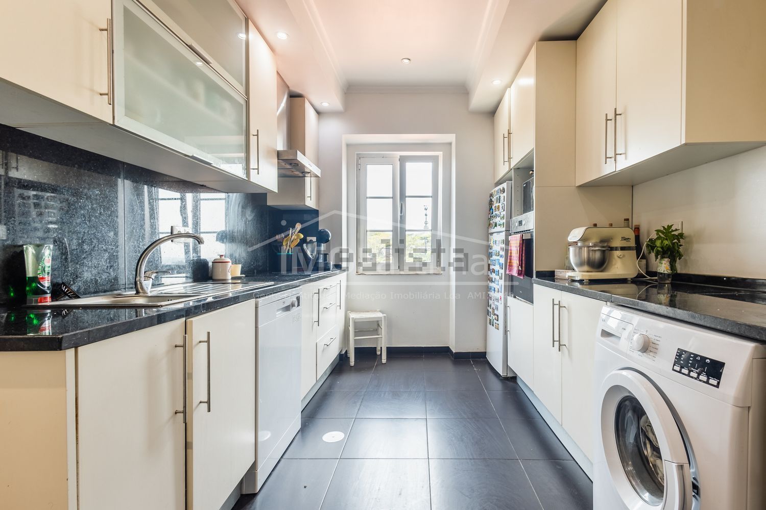 小楼房或独栋别墅出售在Rua Serpa Pinto - 厨房