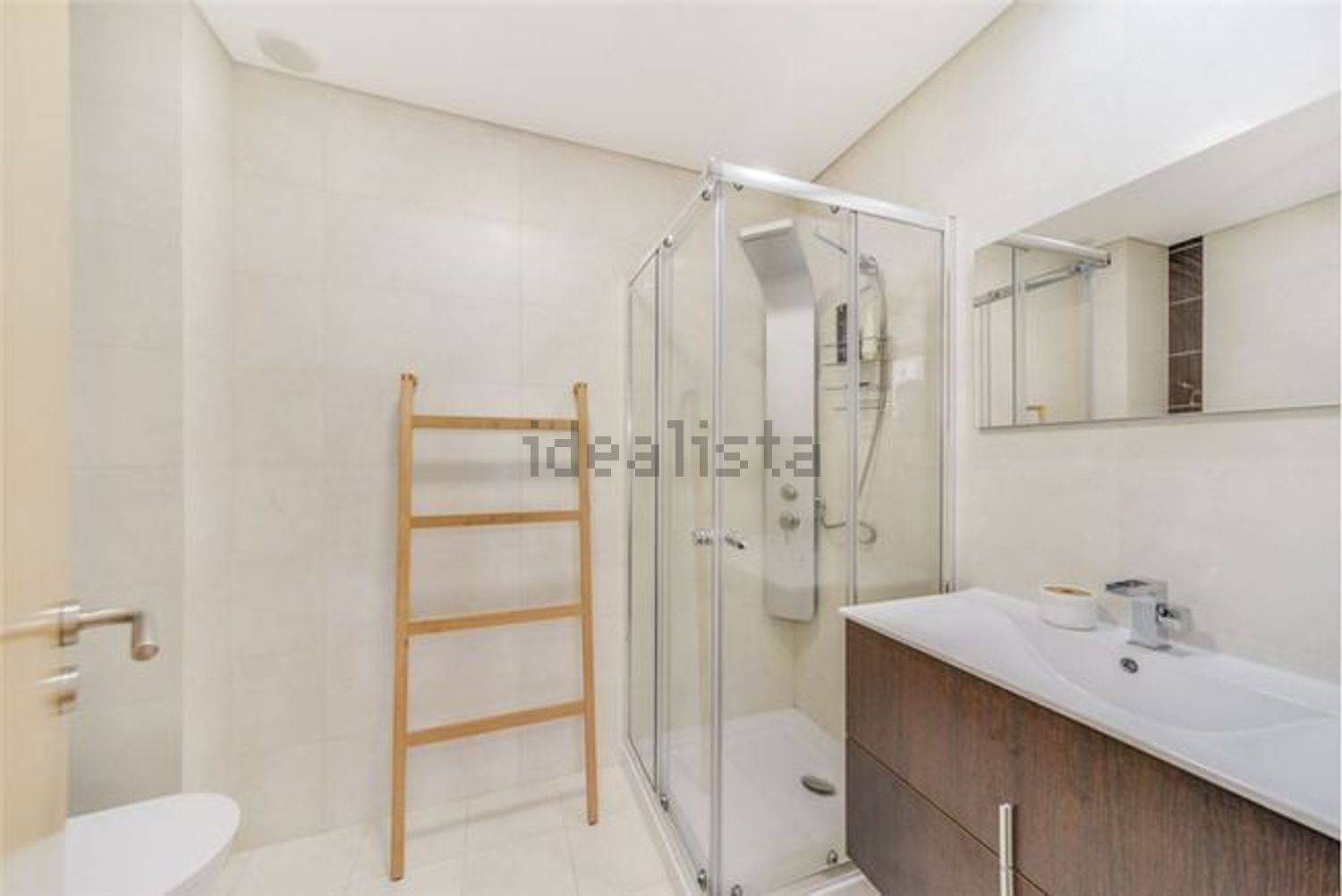 出租公寓 t2在Rua Ribeira dos Bogueiros, 46 - 卫生间