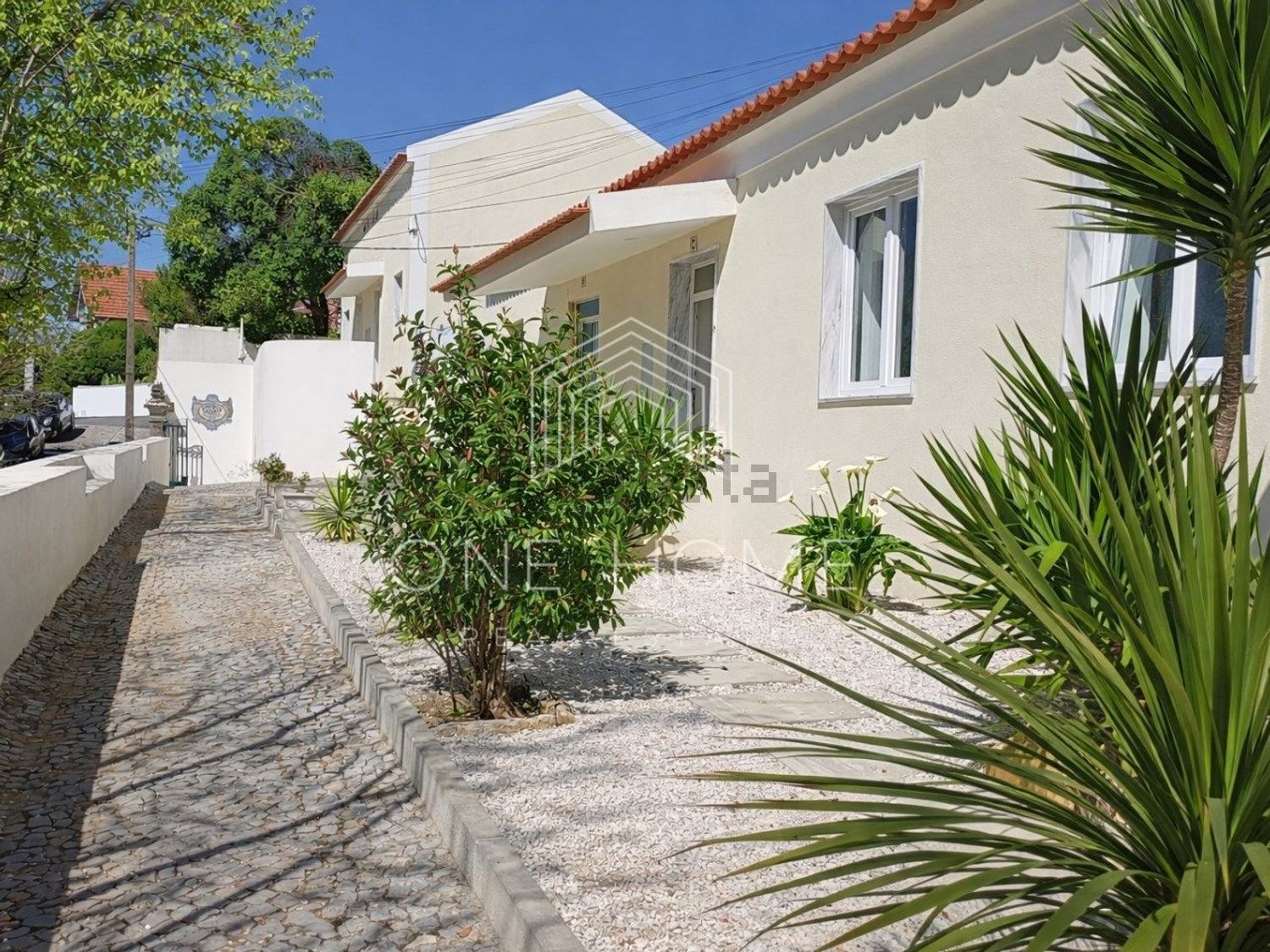 出租联排别墅在Rua Paderna - 外立面