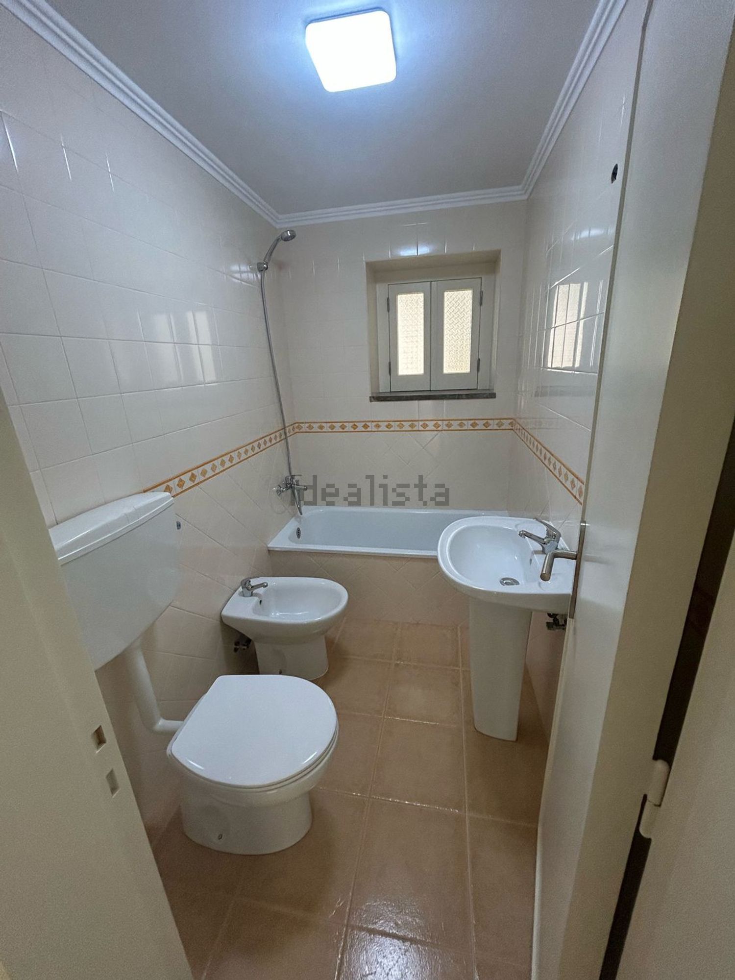 出租联排别墅在Rua do Caneiro, 33 - 卫生间