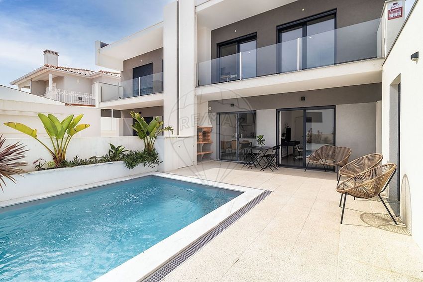 出租小楼房或独栋别墅在Rua 12