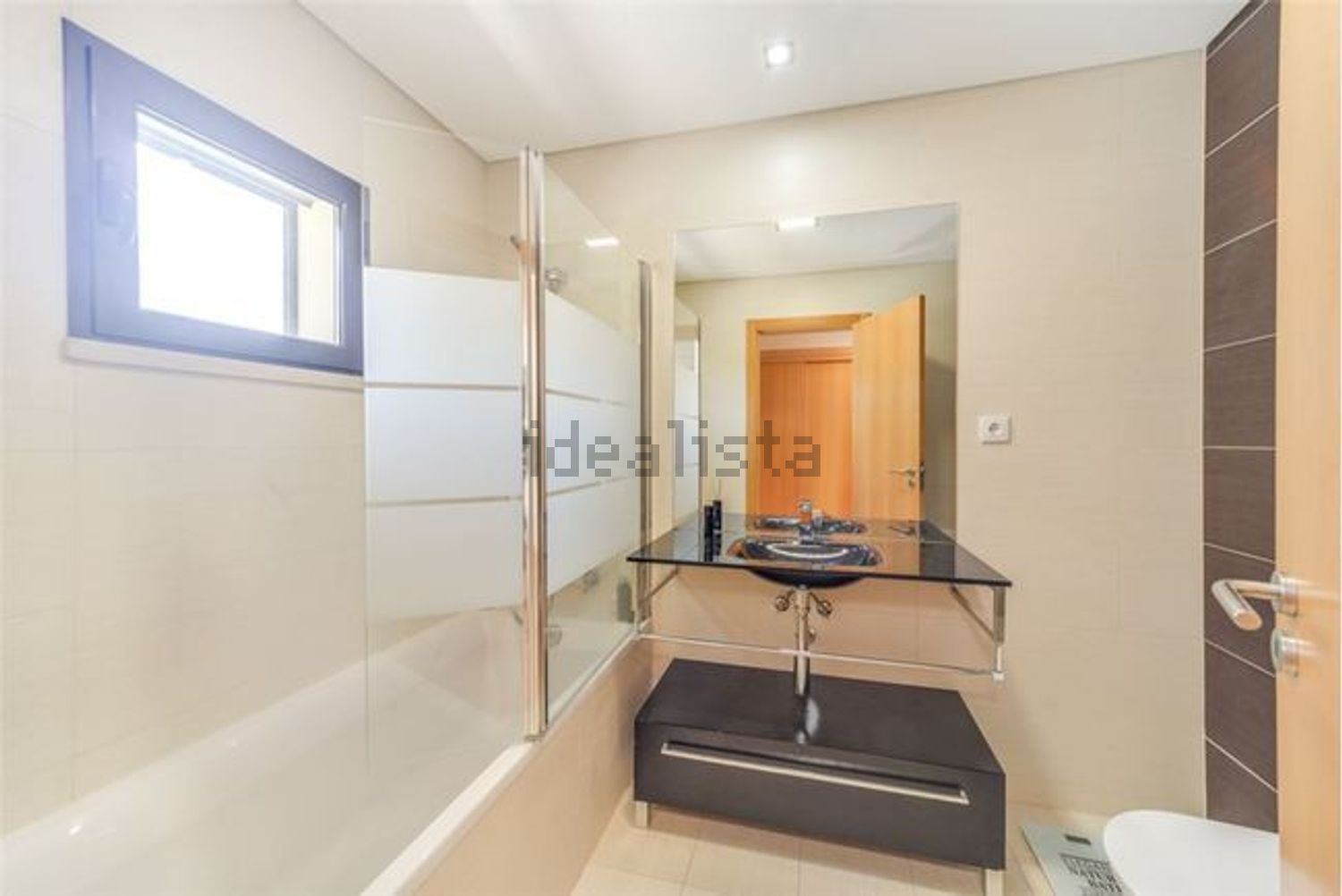 出租公寓 t2在Rua Ribeira dos Bogueiros, 46 - 卫生间