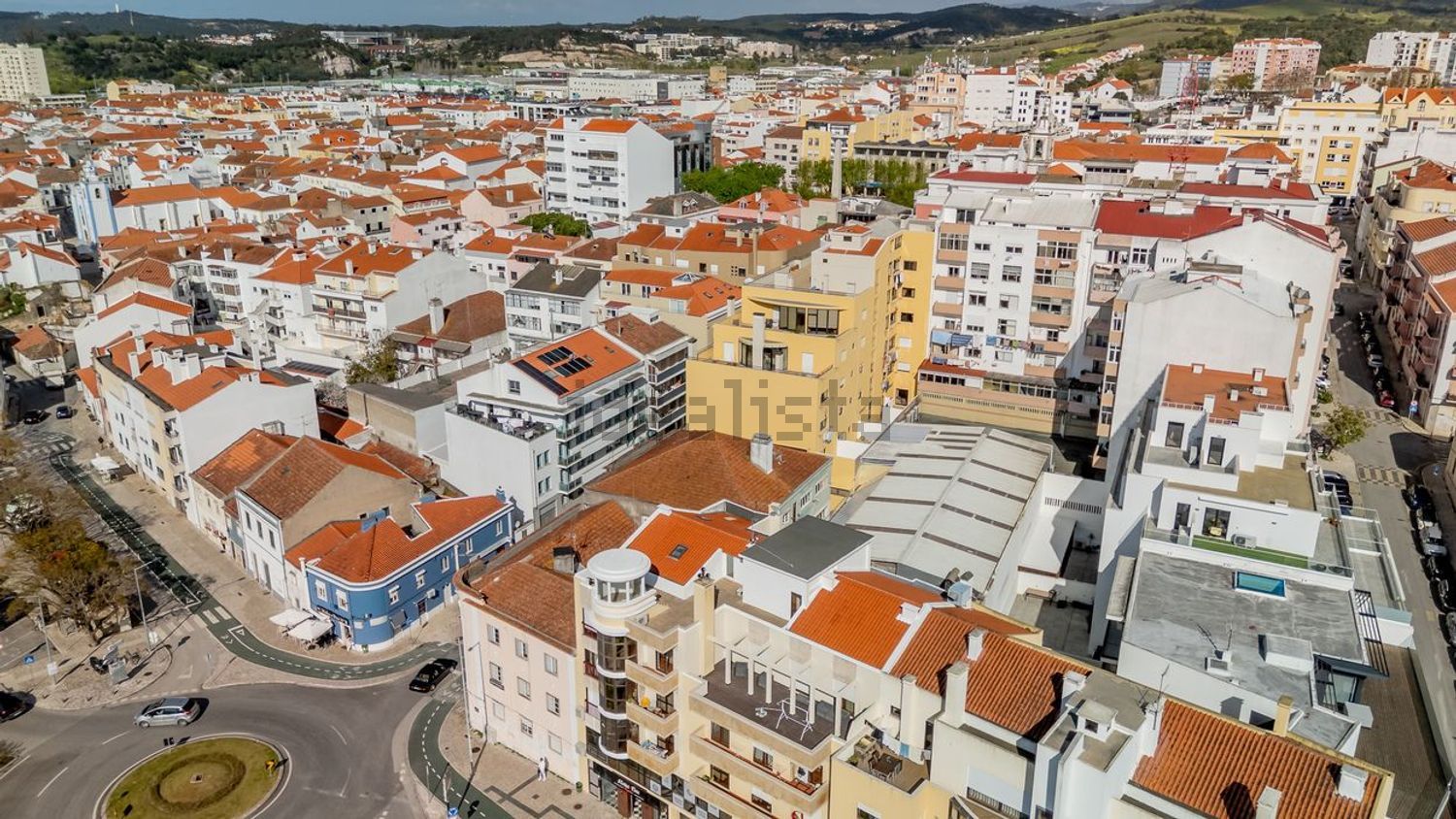 公寓 t4出售在Rua António Batalha Reis - 视线