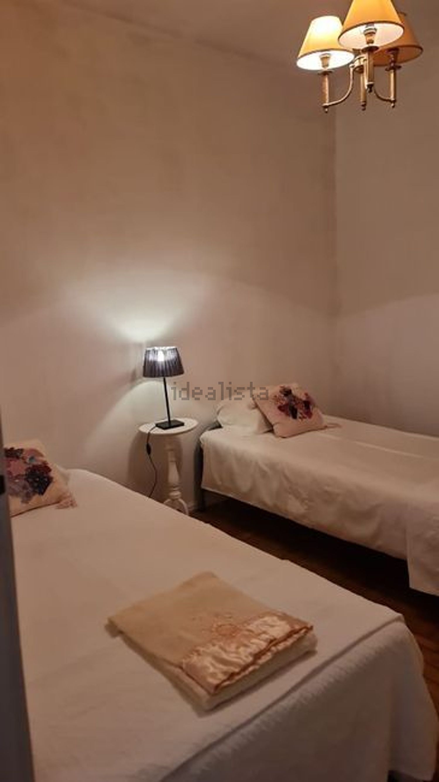 小楼房或独栋别墅出售在Avenida Doutor Carlos Leal, 3 a - 卧室