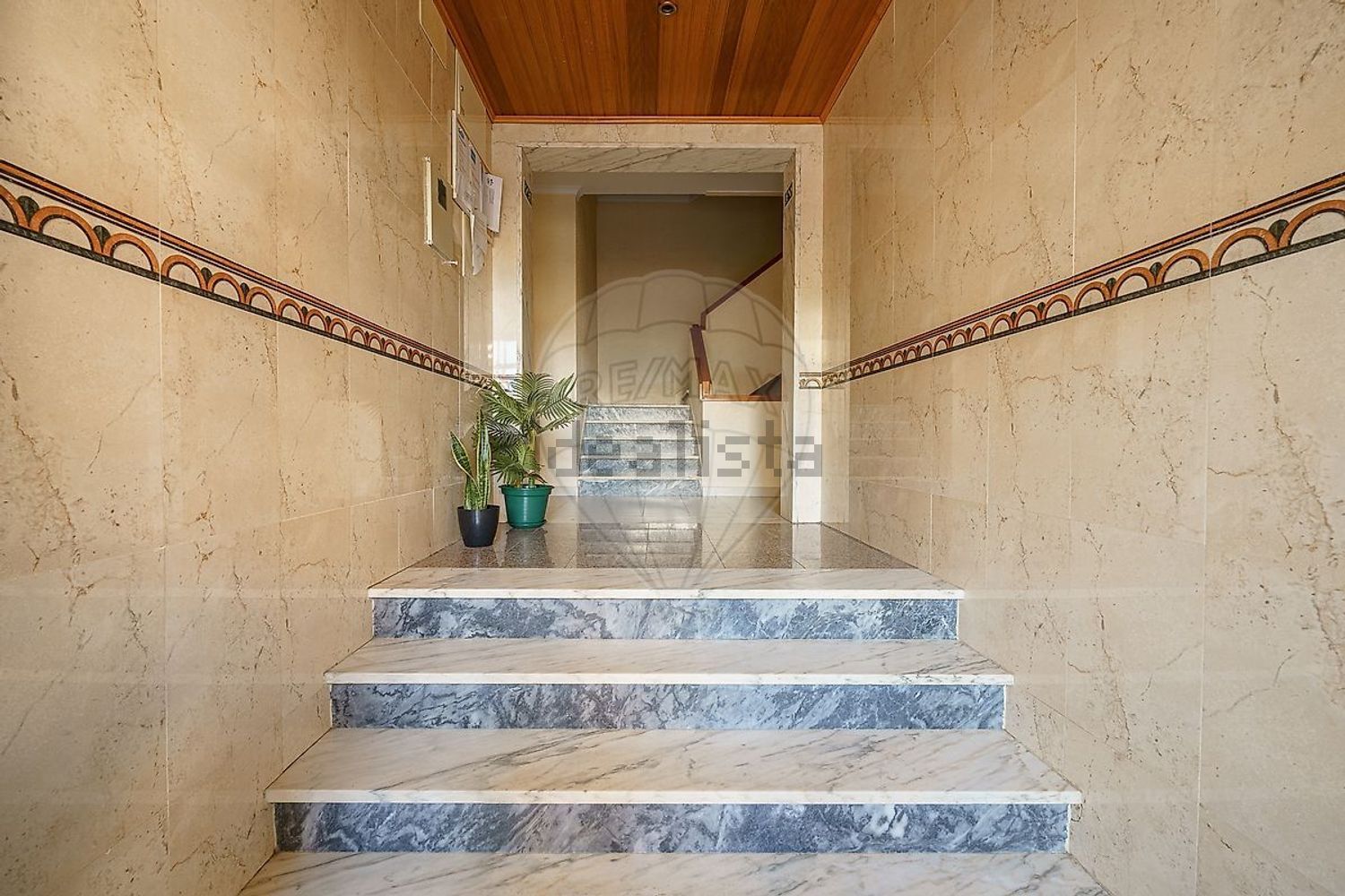 公寓 t2出售在Rua Gago Coutinho e Sacadura Cabral - 详情