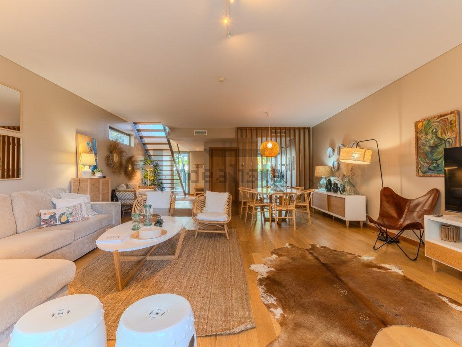 出租小楼房或独栋别墅在Alameda do Zambujeiro - 客厅