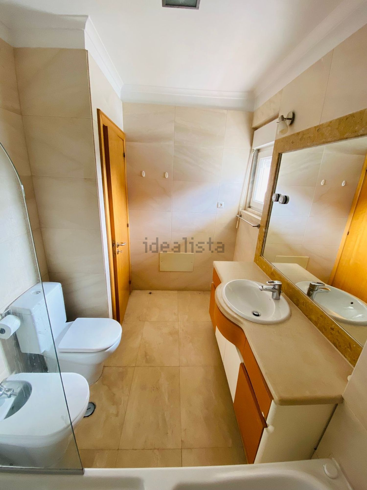 出租公寓 t2在Avenida Edmundo Lima Basto, 7 n - 卫生间