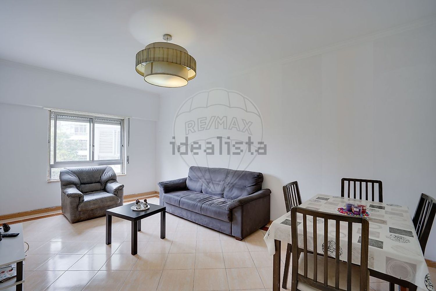 出租公寓 t3在Rua José Afonso - 客厅