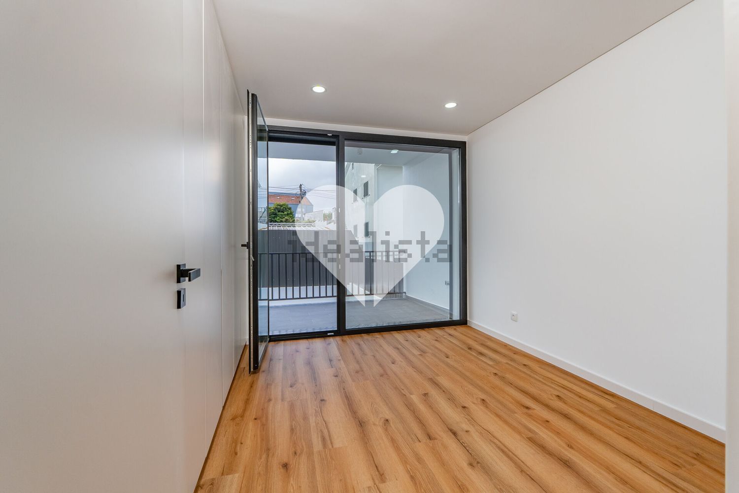 小楼房或独栋别墅出售在Santa Iria de Azoia - São João da Talha - Bobadela - 照片