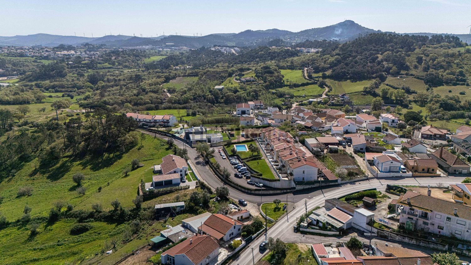 联排别墅出售在Venda do Pinheiro e Santo Estêvão das Galés - 照片