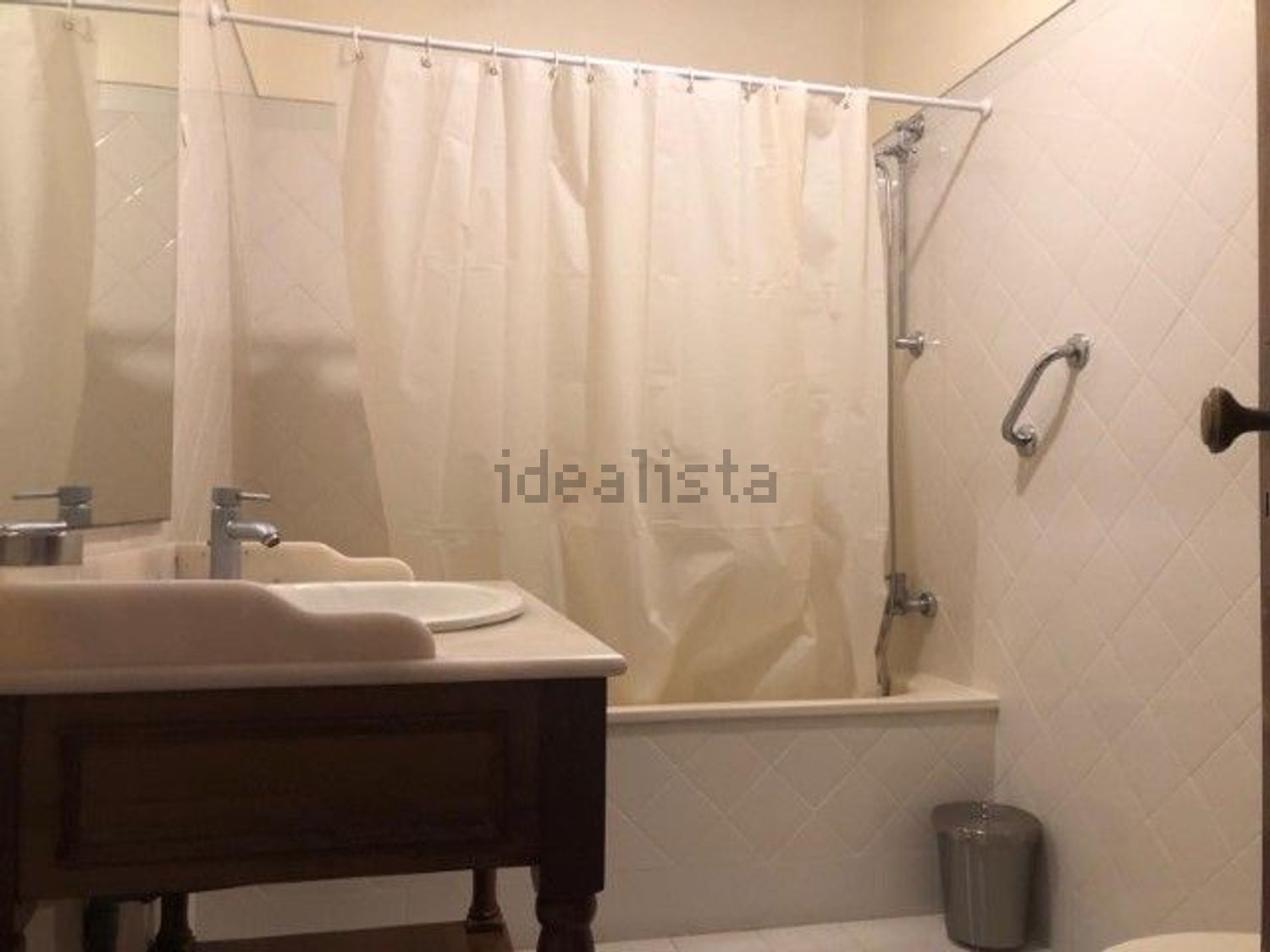 出租双拼别墅在Rua do Sol, 6 - 卫生间