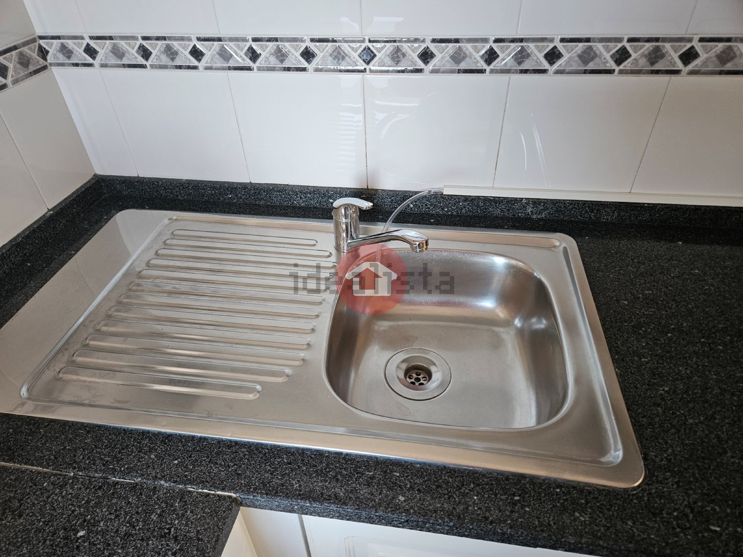 出租公寓 t2在Rua Comércio, 75 - 厨房